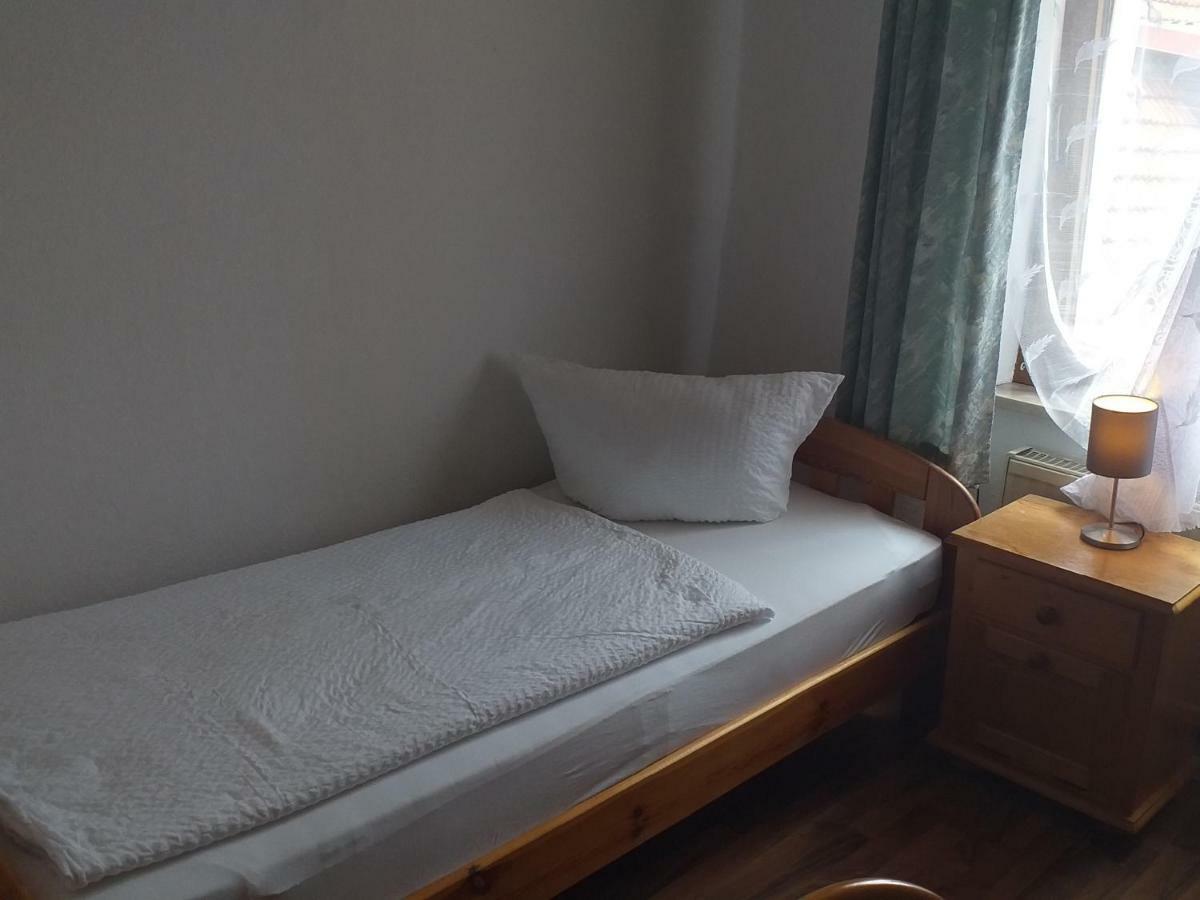 Hotel Zur Krone Bad Brueckenau Luaran gambar