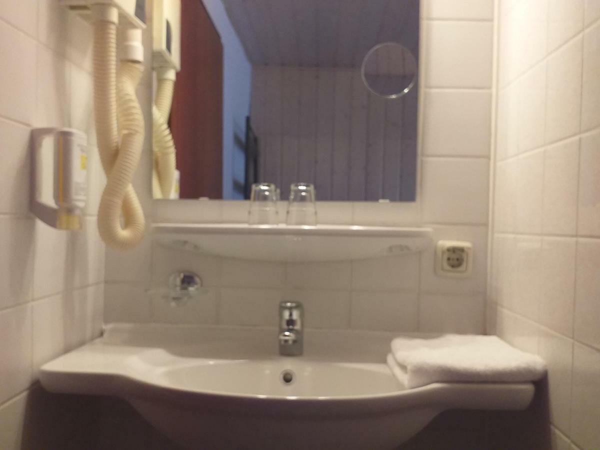 Hotel Zur Krone Bad Brueckenau Luaran gambar